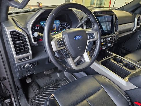 Used 2022 Ford F250 Lariat w/ Lariat Value Package image 13