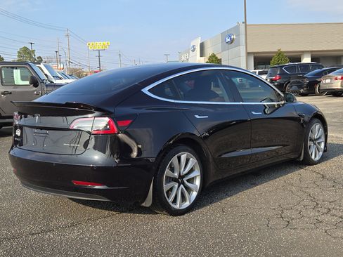 Used 2018 Tesla Model 3 Performance image 7