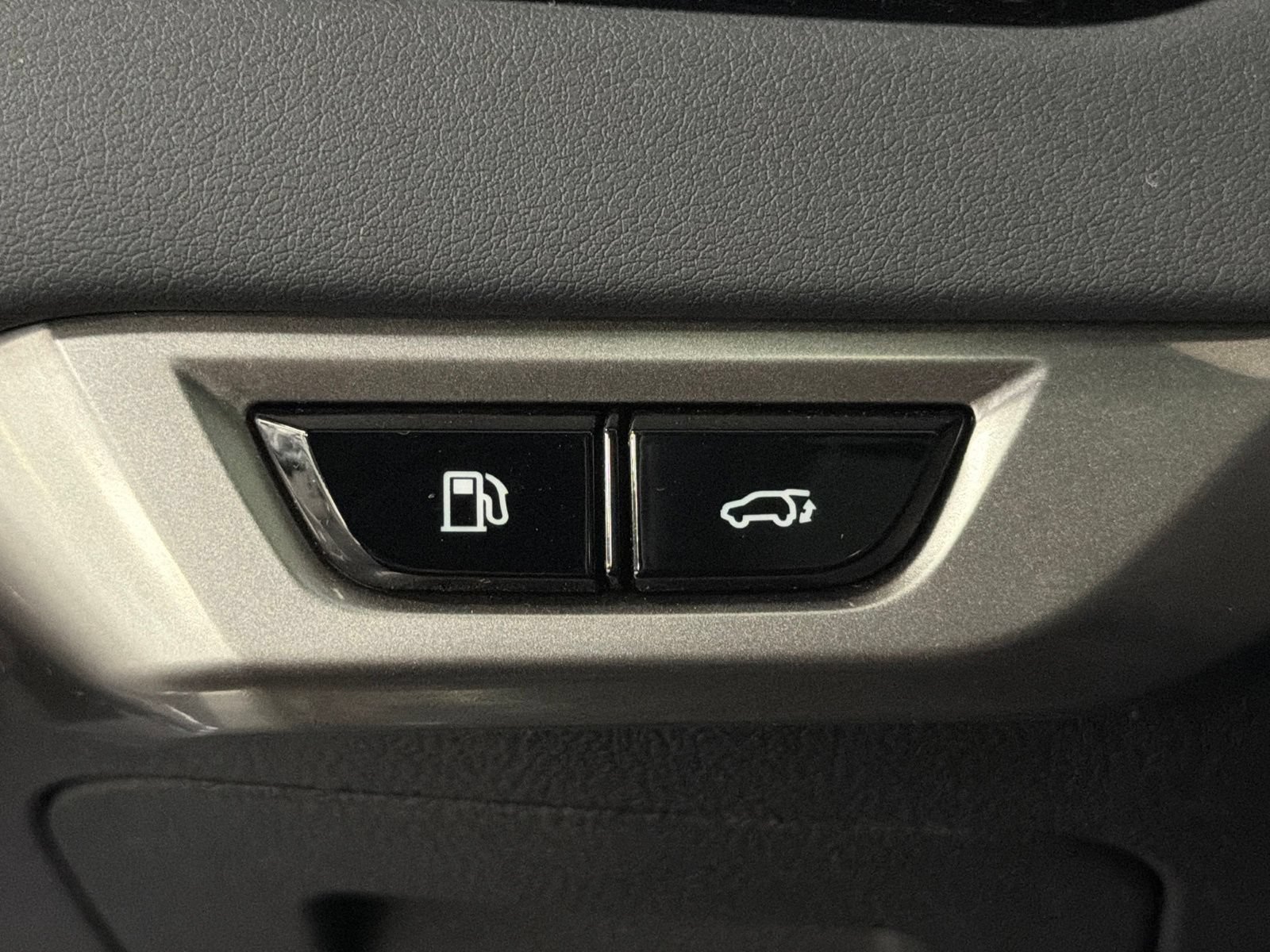Used 2025 Lexus RX 350 FWD w/ Technology Package image 32