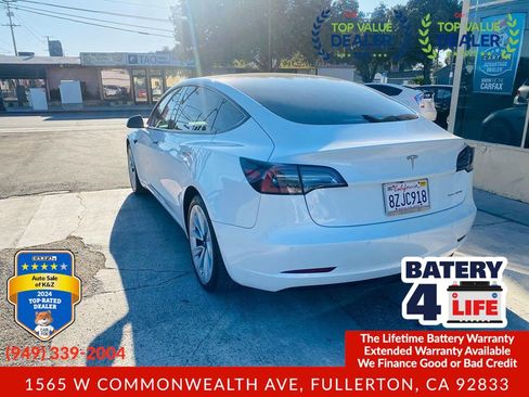 Used 2022 Tesla Model 3 Long Range AWD/4WD image 12
