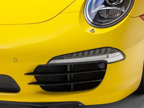 Used 2012 Porsche 911 Carrera S RWD image 39