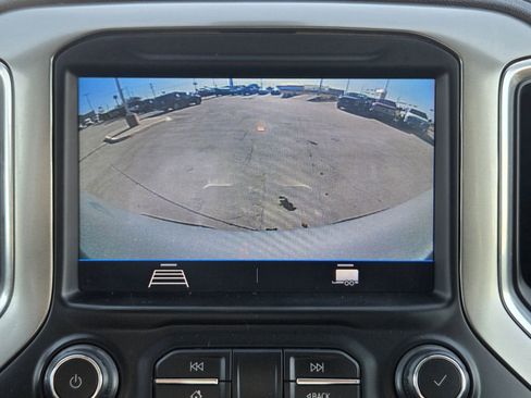 Used 2021 Chevrolet Silverado 1500 LT image 19