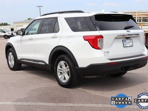 Used 2020 Ford Explorer XLT w/ Comfort Package image 8