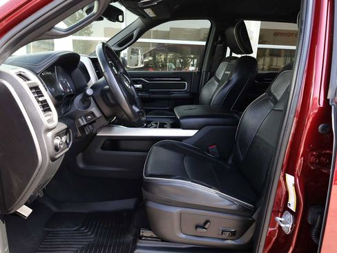 Used 2019 RAM 2500 Laramie AWD/4WD image 4