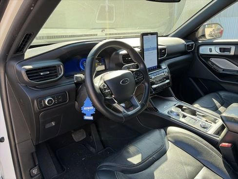 Used 2023 Ford Explorer ST w/ Equipment Group 401A image 15