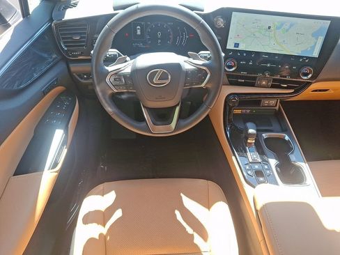 Used 2024 Lexus NX 350 AWD image 13