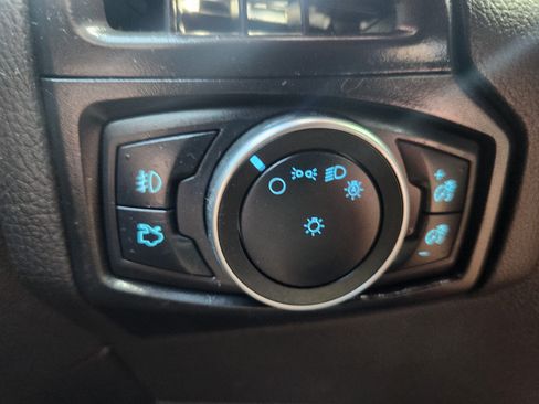 Used 2017 Ford Focus Titanium FWD image 27