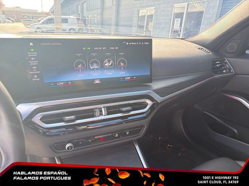Used 2024 BMW 330i Sedan RWD image 19