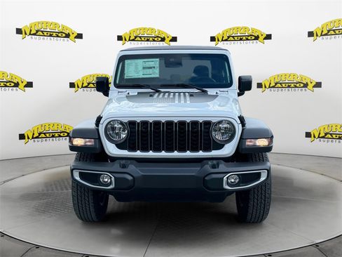 New 2025 Jeep Gladiator Sport image 8