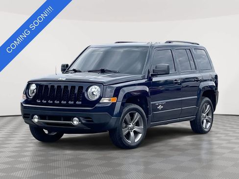 Used 2014 Jeep Patriot Latitude w/ Freedom Edition Package FWD image 1