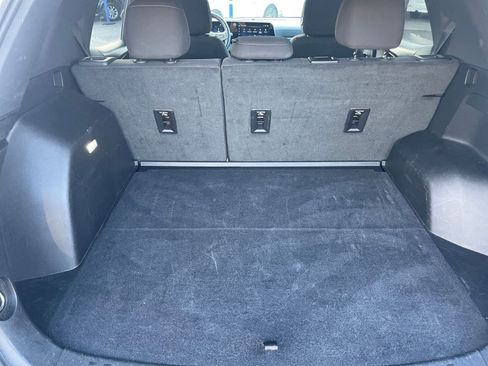 Used 2025 Chevrolet Equinox LT image 30