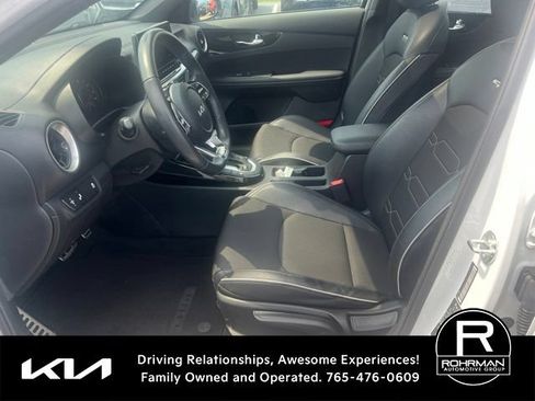 Used 2023 Kia Forte GT-Line w/ GT-Line Premium Package FWD image 8