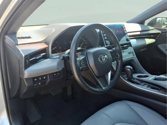 Used 2021 Toyota Avalon XLE AWD/4WD image 13