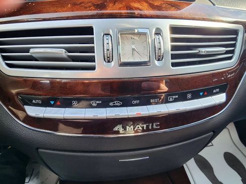 Used 2013 Mercedes-Benz S 350 S 350 BlueTEC 4MATIC Sedan 4D image 25