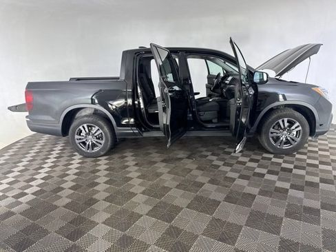 Used 2020 Honda Ridgeline Sport image 16