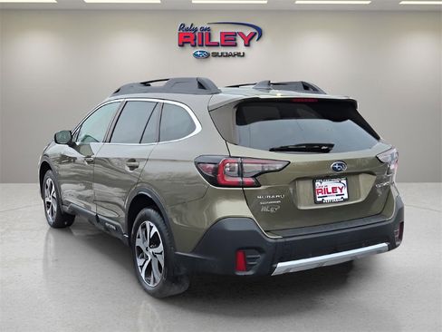 Used 2020 Subaru Outback Limited w/ Popular Package #2 image 3