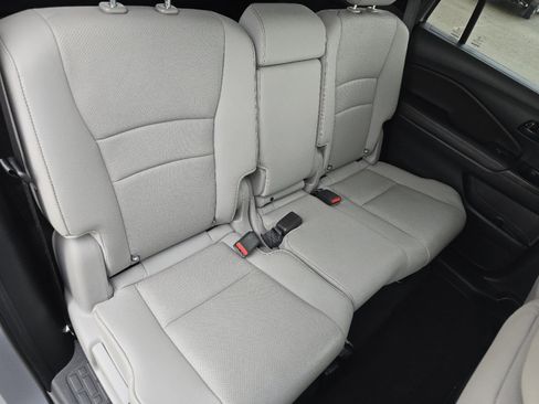Used 2023 Honda Passport EX-L image 21