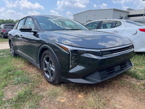 Used 2025 Kia K4 FWD image 7
