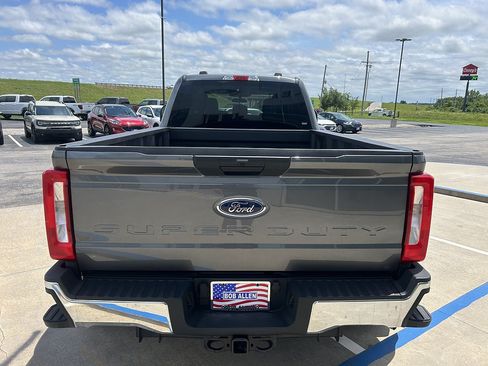 Used 2026 Ford F350 XLT AWD/4WD image 4