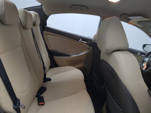 Used 2014 Hyundai Accent GLS image 19