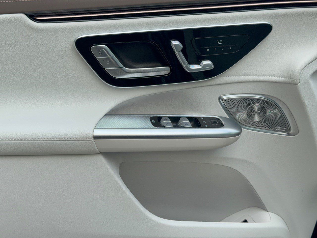 Certified 2023 Mercedes-Benz EQE 350+ SUV image 14
