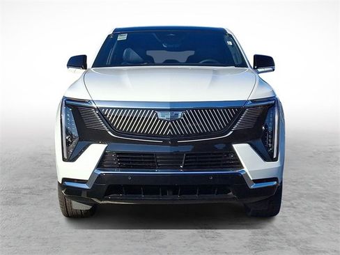 New 2025 Cadillac Escalade IQ Luxury 2 image 7