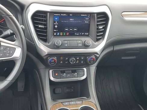 Certified 2023 GMC Acadia SLE w/ Driver Convenience Package AWD/4WD image 16