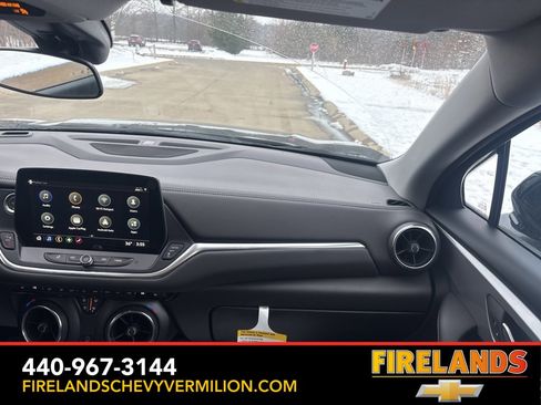 New 2025 Chevrolet Blazer LT w/ Driver Confidence Package image 29