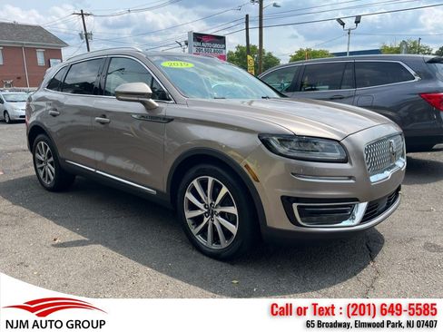 Used 2019 Lincoln Nautilus Select AWD/4WD image 1