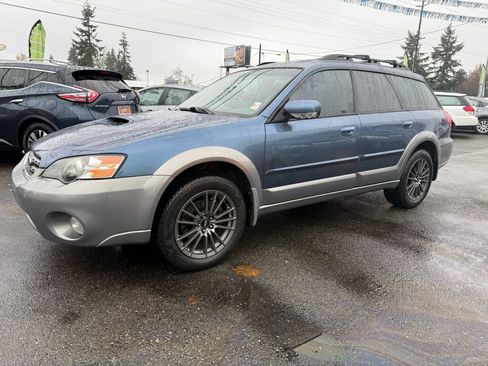 Used 2005 Subaru Outback 2.5XT Limited image 3