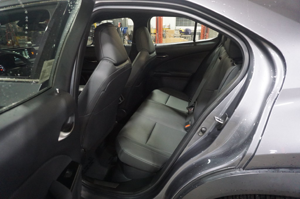 Used 2021 Lexus UX 250h w/ Accessory Package (Z2) AWD/4WD image 14