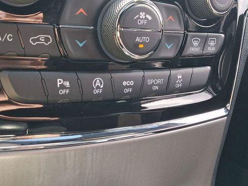 Certified 2021 Jeep Grand Cherokee Laredo X AWD/4WD image 25