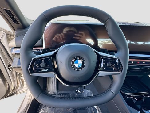 New 2026 BMW 540i xDrive 540i xDrive w/ Premium Package image 8