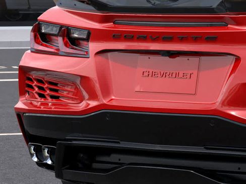 New 2025 Chevrolet Corvette E-Ray image 14