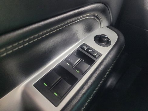 Used 2017 Jeep Compass High Altitude image 27