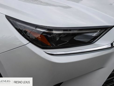 Used 2024 Toyota Grand Highlander AWD image 10