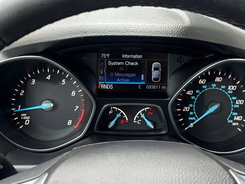 Used 2014 Ford Escape Titanium FWD image 25