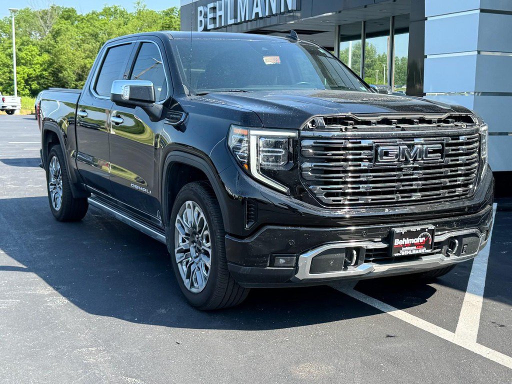 Used 2024 GMC Sierra 1500 Denali Ultimate AWD/4WD image 2