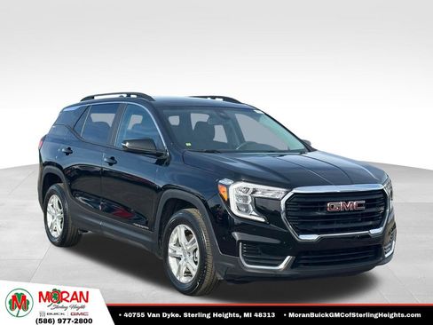 Certified 2023 GMC Terrain SLE w/ Driver Convenience Package AWD/4WD image 7