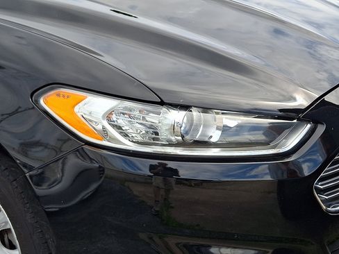 Used 2016 Ford Fusion S FWD image 11