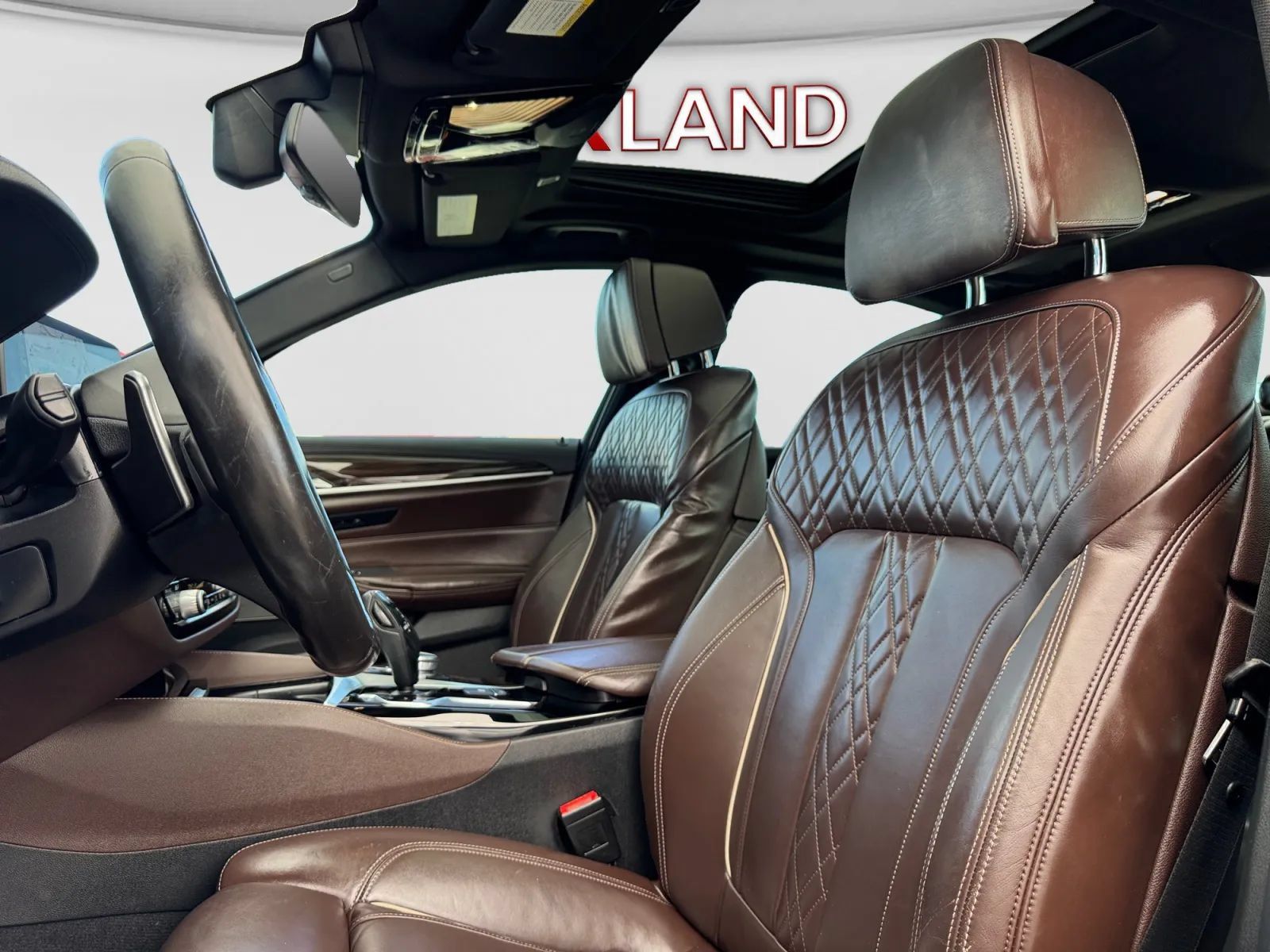 Used 2017 BMW 540i RWD image 14