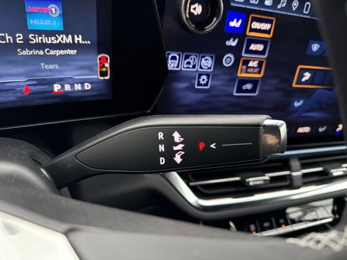 New 2026 Chevrolet Equinox EV LT image 22