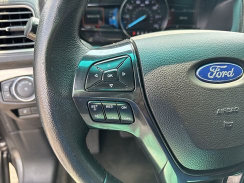 Used 2018 Ford Explorer XLT w/ Equipment Group 202A image 50