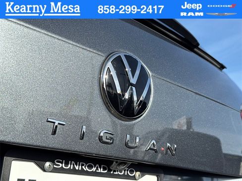 Used 2024 Volkswagen Tiguan S image 9