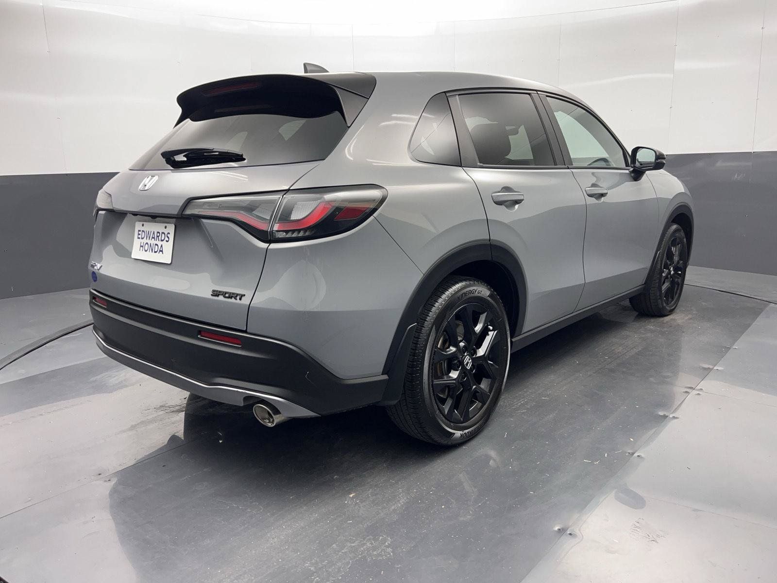 Certified 2025 Honda HR-V Sport image 33