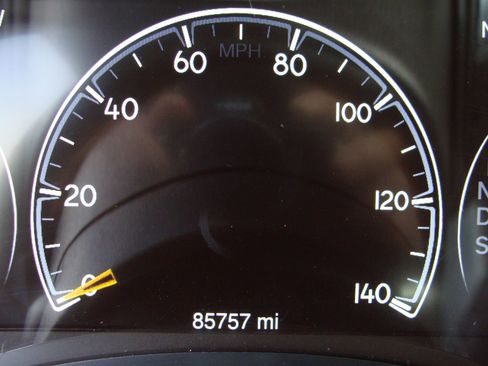 Used 2014 Jeep Grand Cherokee Overland image 14