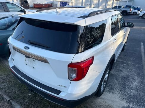 Used 2023 Ford Explorer XLT w/ Equipment Group 202A image 25