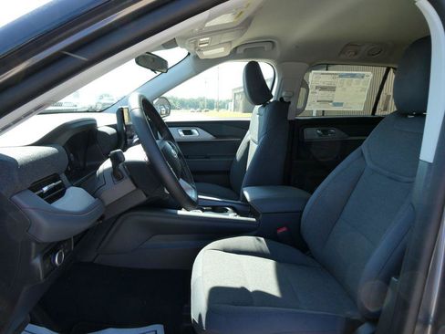 New 2026 Ford Explorer Active AWD/4WD image 18