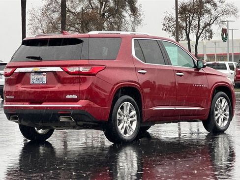 Used 2020 Chevrolet Traverse High Country image 4