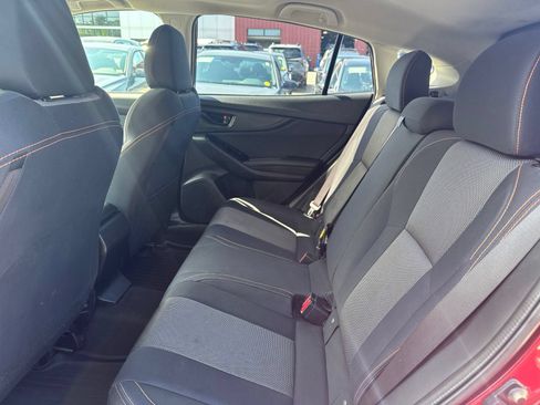 Used 2019 Subaru Crosstrek 2.0i Premium AWD/4WD image 17